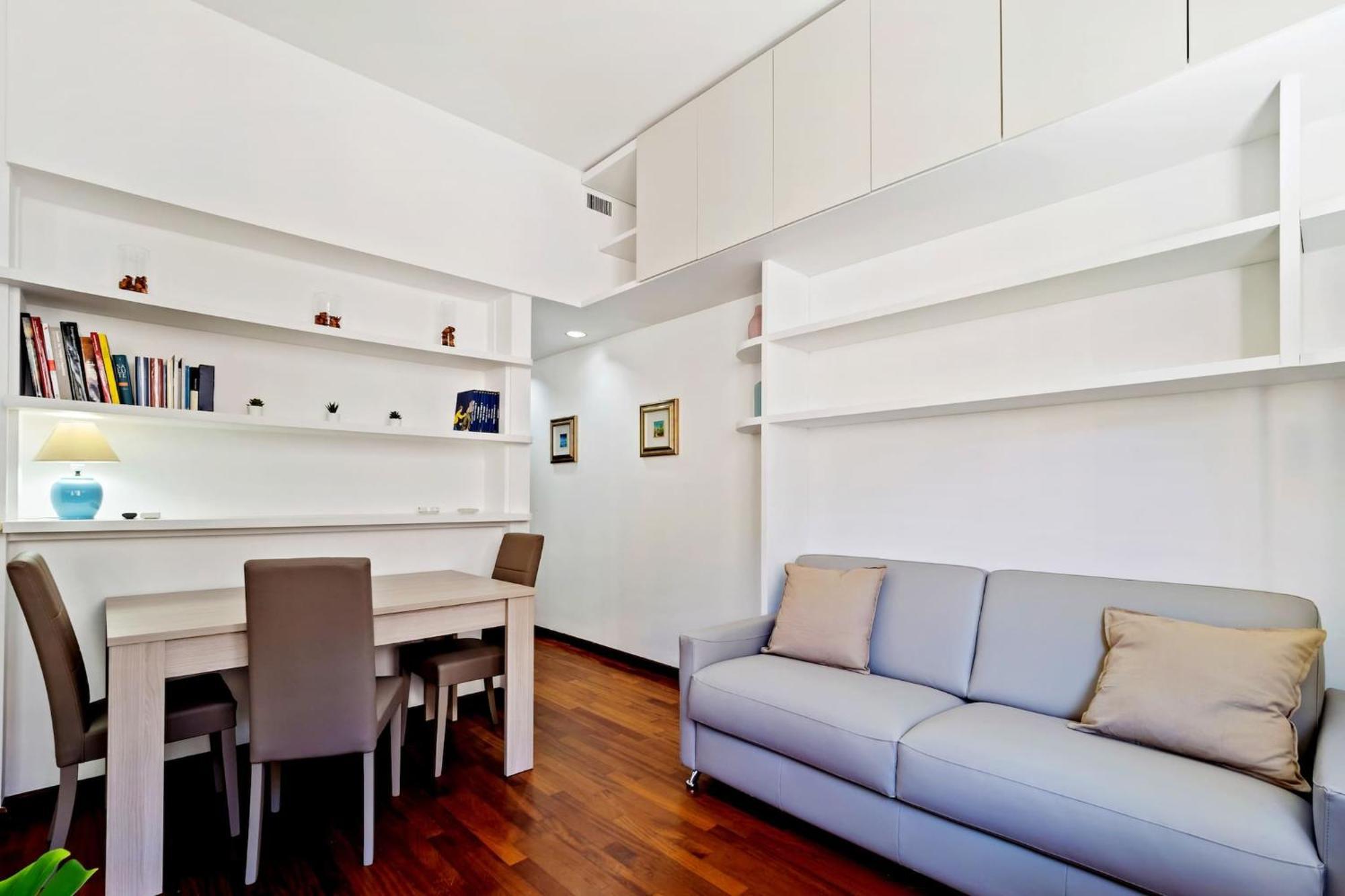 Lovely Apartments In The Hearth Of Brera By Rentopolis Milan Exterior photo