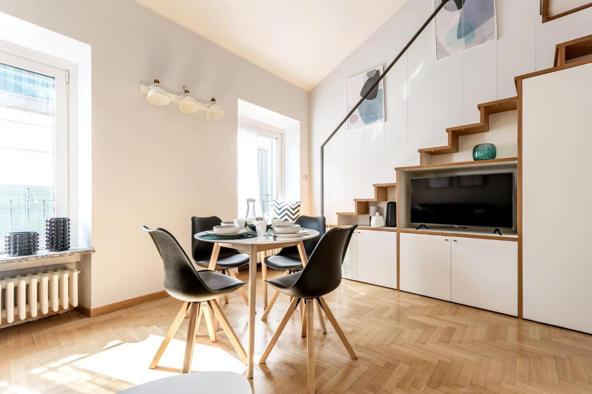 Lovely Apartments In The Hearth Of Brera By Rentopolis Milan Exterior photo
