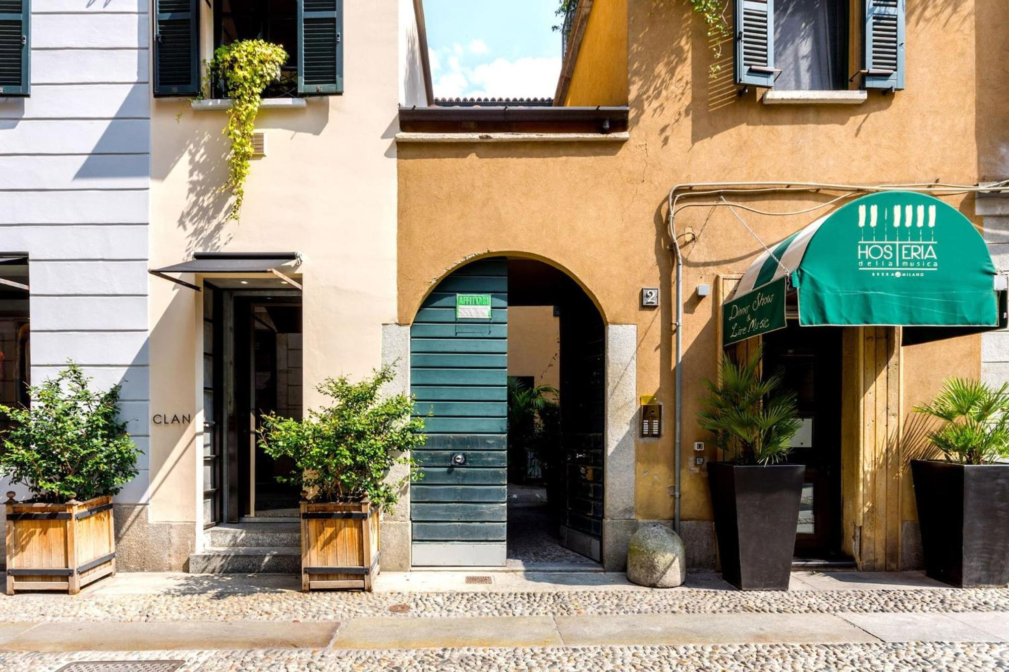 Lovely Apartments In The Hearth Of Brera By Rentopolis Milan Exterior photo
